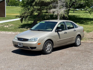 Used 2007 Ford Focus SE image 1