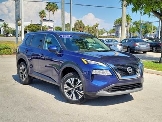 Used 2023 Nissan Rogue SV image 1