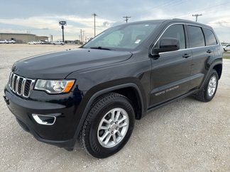 Used 2018 Jeep Grand Cherokee Laredo image 1