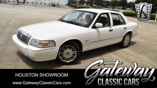Used 2010 Mercury Grand Marquis LS image 1