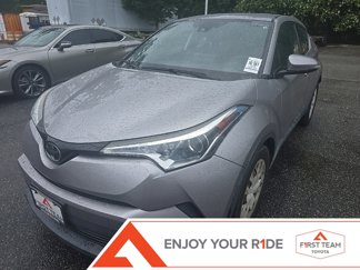 Used 2019 Toyota C-HR LE image 1
