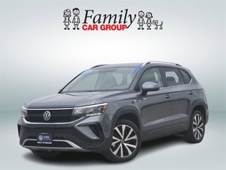 Used 2022 Volkswagen Taos SE image 1