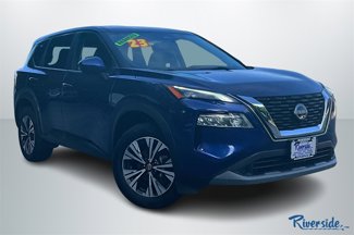 Used 2023 Nissan Rogue SV image 1