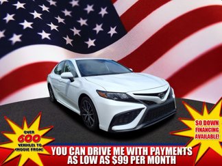 Used 2023 Toyota Camry SE image 1