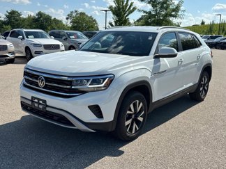 Used 2022 Volkswagen Atlas Cross Sport SE image 1