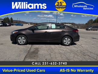 Used 2017 Kia Forte LX image 1