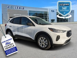 New 2025 Ford Escape Active w/ Cold Weather Package image 1