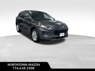 Used 2020 Ford Escape SE image 1