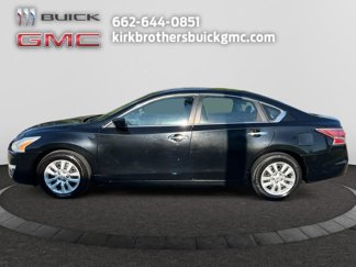 Used 2015 Nissan Altima 2.5 S w/ Display Audio Package image 1