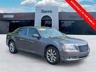 Used 2014 Chrysler 300 S w/ Luxury Group image 1