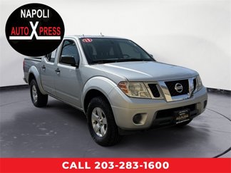 Used 2013 Nissan Frontier SV image 1