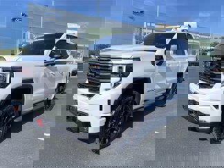 Used 2024 GMC Sierra 1500 AT4 w/ AT4 Premium Package image 1