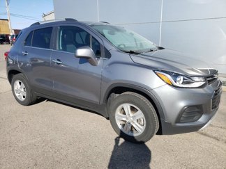 Used 2020 Chevrolet Trax LT w/ Sun & Sound Package image 1