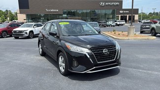 Used 2021 Nissan Kicks S image 1