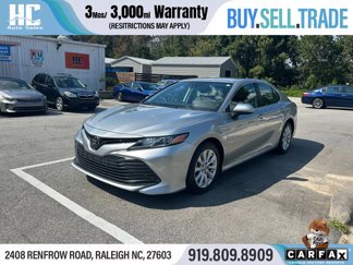 Used 2020 Toyota Camry LE image 1