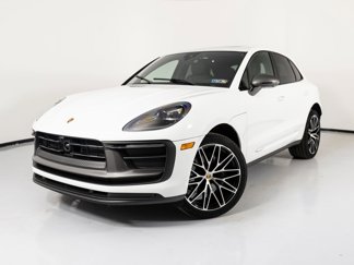 Certified 2025 Porsche Macan image 1