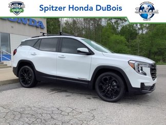 Used 2022 GMC Terrain SLE w/ Driver Convenience Package image 1