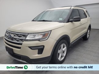Used 2018 Ford Explorer XLT image 1