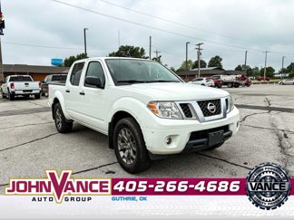 Used 2021 Nissan Frontier SV image 1