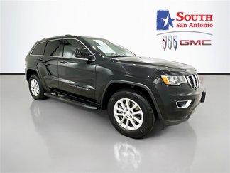 Used 2021 Jeep Grand Cherokee Laredo image 1