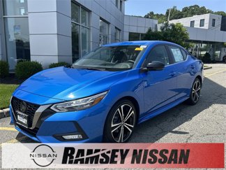 Used 2022 Nissan Sentra SR image 1