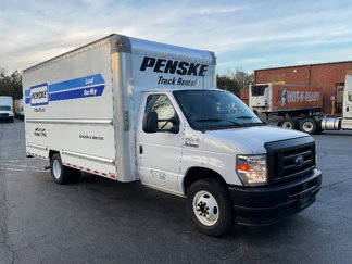 Used 2022 Ford E-350 and Econoline 350 Super Duty image 1