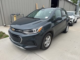 Used 2021 Chevrolet Trax LT image 1