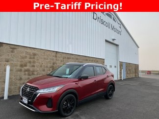 Used 2021 Nissan Kicks SV image 1