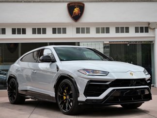 Used 2022 Lamborghini Urus image 1