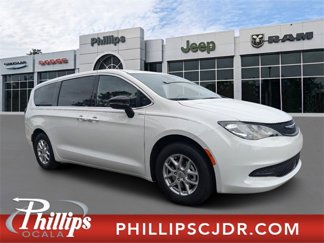 New 2025 Chrysler Voyager LX image 1