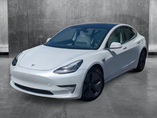 Used 2019 Tesla Model 3 Long Range image 1