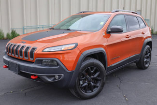 Used 2016 Jeep Cherokee Trailhawk w/ Cold Weather Group image 1
