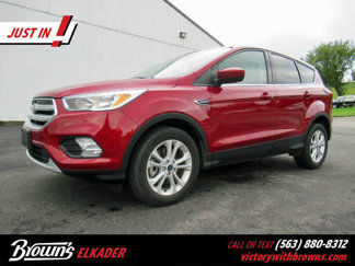 Used 2019 Ford Escape SE image 1