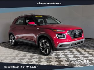 Used 2023 Hyundai Venue Limited image 1
