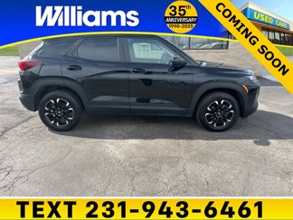 Used 2023 Chevrolet TrailBlazer LT image 1