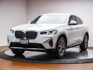 Certified 2022 BMW X4 xDrive30i w/ Convenience Package image 1