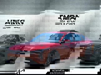 New 2025 Kia K4 LXS image 1