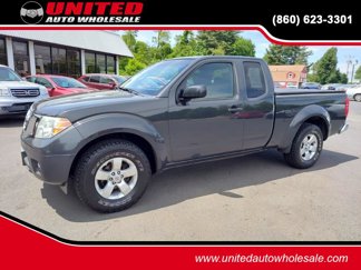 Used 2012 Nissan Frontier SV image 1