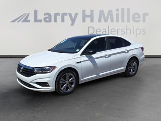Used 2020 Volkswagen Jetta image 1