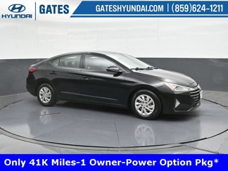 Used 2019 Hyundai Elantra SE image 1