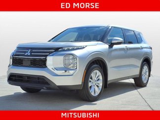 New 2025 Mitsubishi Outlander ES image 1