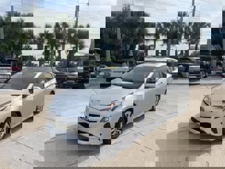 Used 2017 Toyota Prius Four image 1