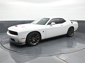 Used 2021 Dodge Challenger R/T Scat Pack image 1
