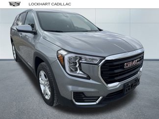 Used 2024 GMC Terrain SLE image 1