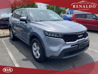 Used 2023 Kia Sorento LX image 1