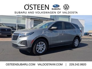 Used 2023 Chevrolet Equinox LS image 1