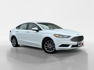 Used 2017 Ford Fusion SE w/ Fusion SE Technology Package image 1