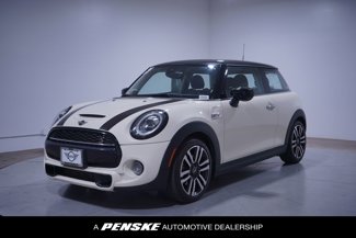 Used 2021 MINI Cooper S w/ Premium Package image 1