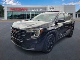 Used 2022 GMC Terrain SLE w/ Driver Convenience Package image 1