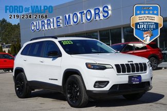 Used 2023 Jeep Cherokee Altitude Lux image 1